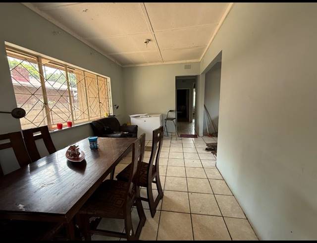 3 BEDROOM HOUSE FOR SALE IN VANDERBIJLPARK CW 5